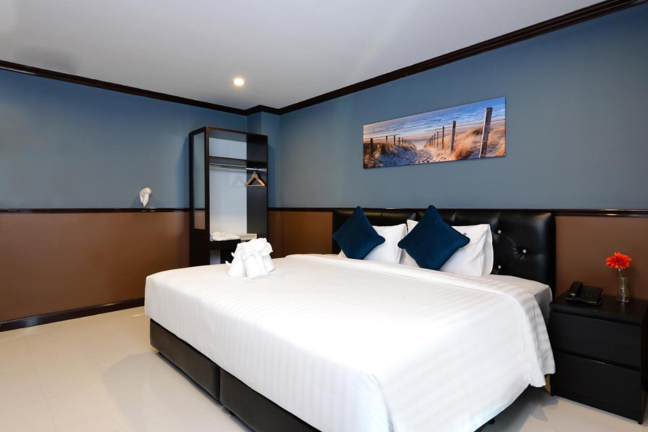 The Breton Hotel Media Bangkok Extérieur photo